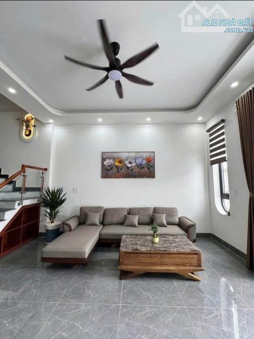 HÀNG HIẾM - NHÀ LẦU CUỐI HUỲNH VĂN NGHỆ, QUA TRẠM THU PHÍ BỬU LONG 500M - 2