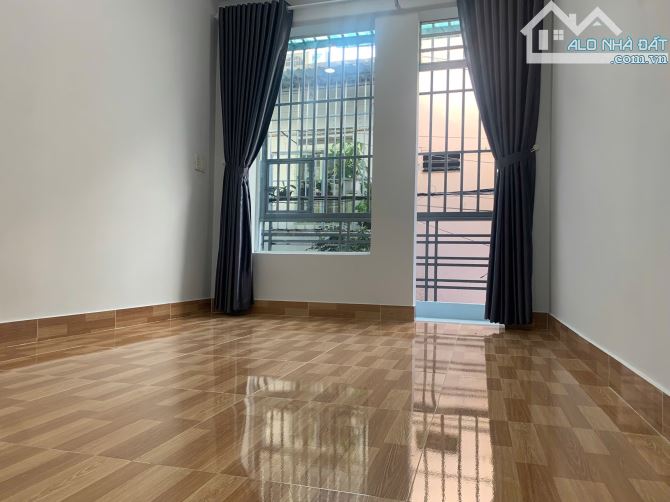 🌟 BÁN NHÀ MỚI TINH – TỔ ẤM NHỎ, ĐẦY ĐỦ TIỆN ÍCH 🌟  🏡 1.53tỷ Diện tích: 3m x 9m  1 trệt - 2