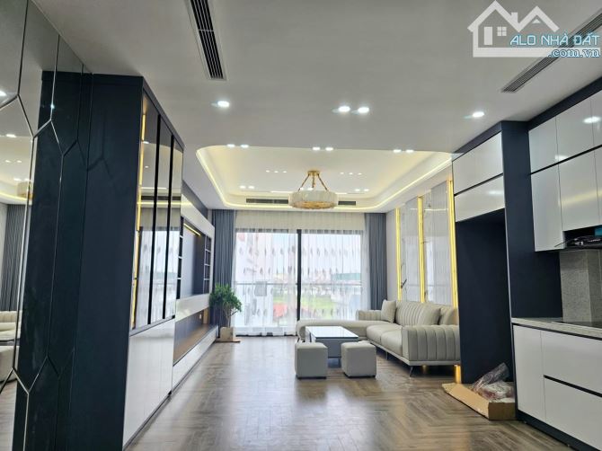 Phân lô 52m vuông đẹp Thạch Bàn - Ô tô tránh - Kinh doanh đỉnh - 2