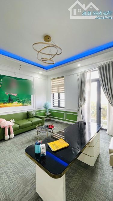 BÁN NHÀ KHU VIP NGUYỄN ẢNH THỦ Q12 - 4 TẦNG 112M2 - CÓ THANG MÁY - 2