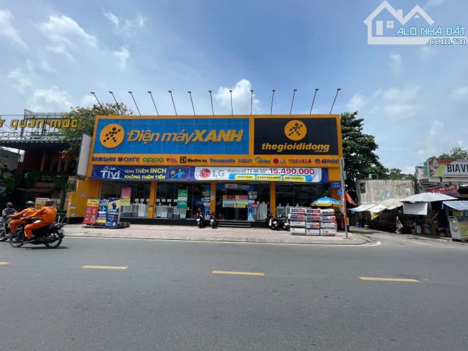 GÓC 2 MẶT TIỀN GÒ DẦU 450M2 VỊ TRÍ SIÊU ĐẸP CÓ LỀ ĐỂ XE RỘNG RÃI - 2