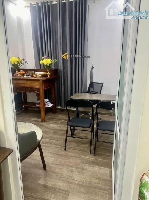 Nhà 3 tầng trung tâm P9 Đà Lạt đường ô tô lớn chỉ hơn 5 tỷ - 2