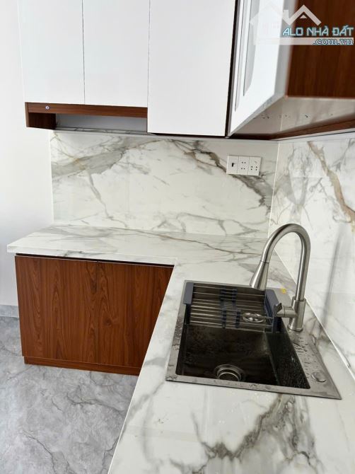 Nhà 2 Tầng đẹp kiên cố giáp ranh TT Diên Khánh cách Nha Trang 12Phut - 2