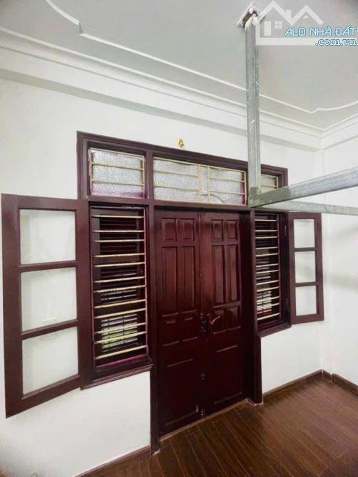 NHÀ ĐẸP KIM GIANG, LÔ GÓC, 8 PHÒNG KHÉP KÍN NGÕ TO 5m GIÁ 7 Tỷ - 2