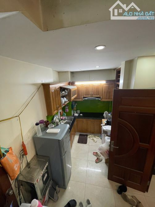 Bán nhà Hoa Bằng ô tô đỗ cổng Dt: 35M2 6, 6 Tầng thoáng trước sau. - 2