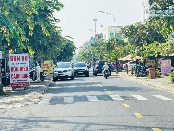 Bán Nhà Song Hành-Trường Chỉnh Q12 - 114 M2( 6 x 20)- 3Tầng- HXH- Chỉ 6,36Tỷ. - 2