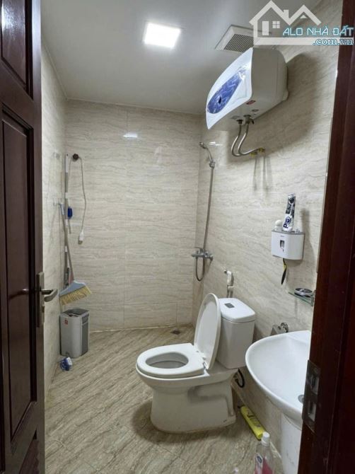 Cần bán gấp CH Coma 6 KĐT dream town, 90m2, 3N,2WC, giá 6.2 tỷ - 2