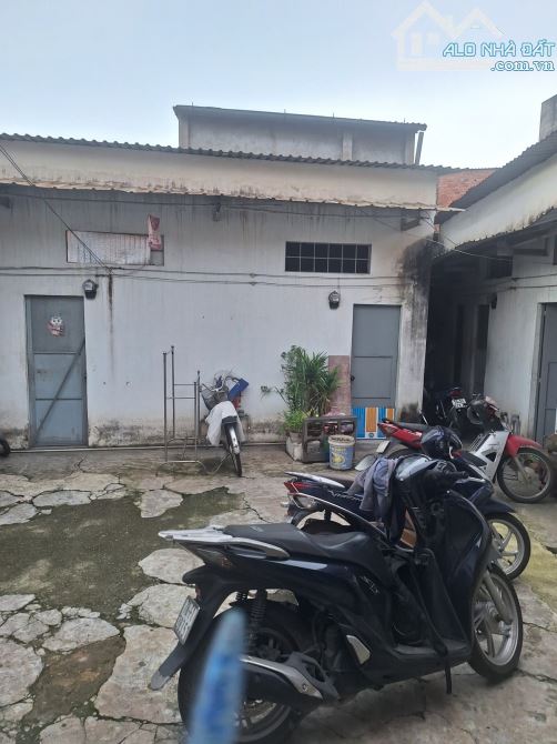 P. Linh Tây, chủ 1 đời chia tài sản bán gấp 435m2 nhà C4 HXH gần chợ Thủ Đức chỉ 16 tỷ. - 2