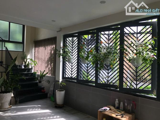 Bán Villa 7,6x20m Hẻm Vip 337 Lê Văn Sỹ-Nhà Mới Đẹp-Cạnh Ngay Công Viên-Khu Vip Dân Trí - 2