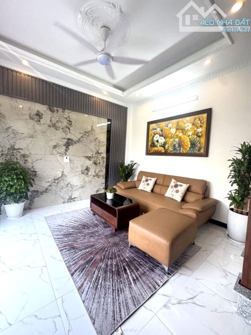 BÁN NHÀ ĐƯỜNG PHÚC LỢI 35M2, 5 TẦNG MỚI ĐẸP, Ô TÔ ĐỖ CỔNG, 6 TỶ. - 2