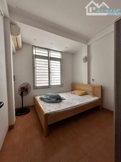 Ngay ngã tư Vọng, Đại La dân xây gần phố ở ngay 5tầng 38m2 giá 7 tỷ - 2