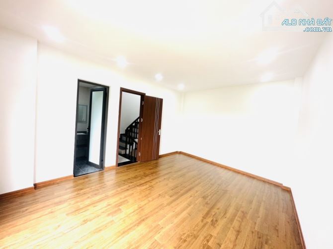 BÁN NHÀ ĐƯỜNG PHÚC LỢI 38M2, 5 TẦNG MỚI ĐẸP, VIEW VINHOMES, 5.65 TỶ. - 2