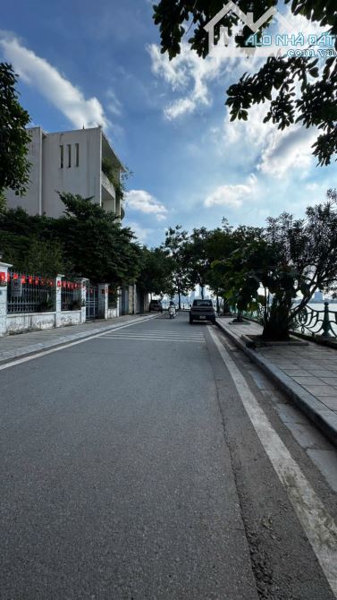 ĐẤT VÀNG HỒ TÂY - 380M2 - MẶT HỒ - CƠ HỘI XÂY KHÁCH SẠN - CĂN HỘ - GIỮ TIỀN - DÒNG TIỀN