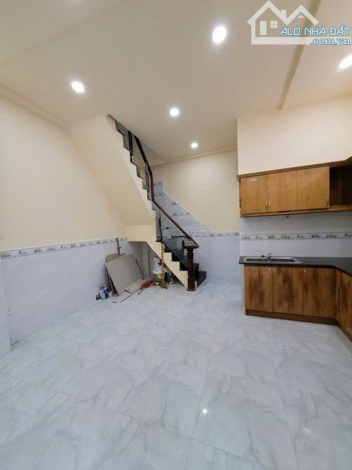 CHO THUÊ NHÀ NGUYÊN CĂN-QUẬN 10-CAO THẮNG-4PN-NGANG 4M-CHỈ 14TR - 2