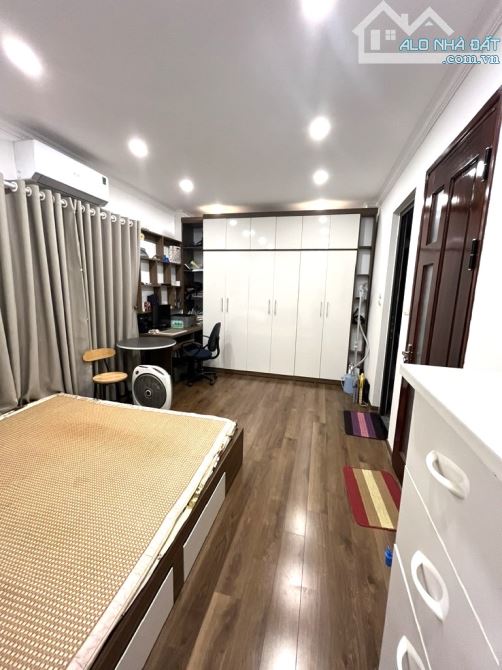BÁN NHÀ ĐƯỜNG PHÚC LỢI 38M2, 6 TẦNG  Ô TÔ ĐỖ CỬA, 8.6 TỶ. - 2