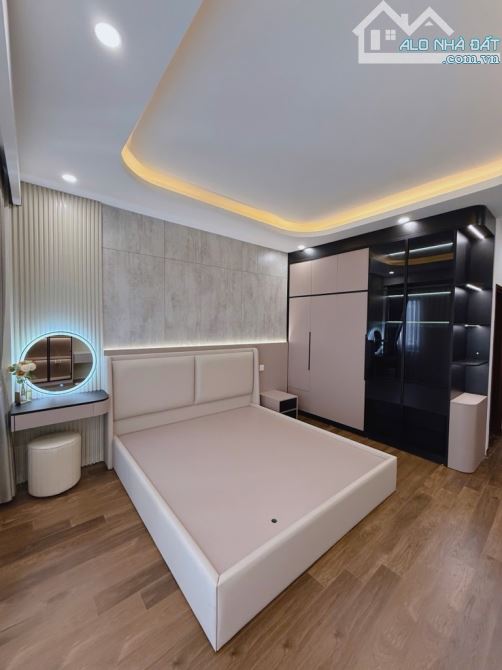 Bán Nhà NGỌC THỤY LONG BIÊN 45M2 x 7TẦNG,Mt 4M - OTO - THANG MÁY - FULL NỘI THẤT CAO CẤP Ở - 2