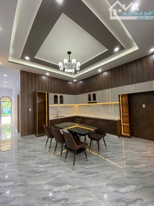 Cần bán nhà tại Long Hòa, gần chợ Rạch Kiến, trường học giá 1.750 tỷ - 2