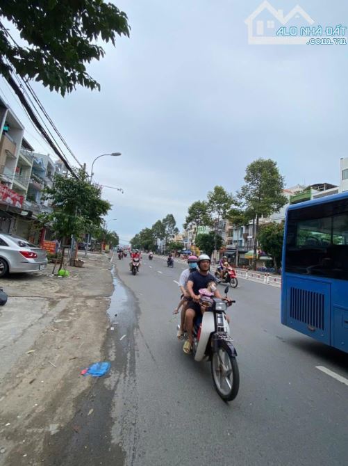 Cho thuê nhà mặt Tiền Tên Lửa, Bình Tán, 5x20m, thang máy, vị trí đẹp - 2