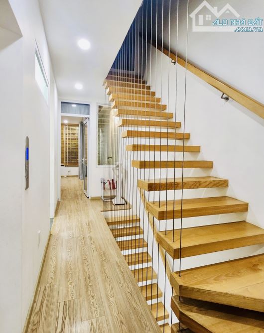 🏡 NHÀ 4 TẦNG ĐẲNG CẤP – GẦN NGÃ TƯ MK – 5 PHÚT RA GA METRO – THANG MÁY - 2