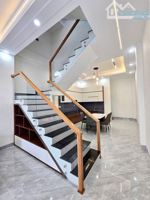 CHỦ GỞI BÁN NHÀ 1 TRỆT 2 LẦU MỚI XÂY P.BỬU HÒA, 4,5X17=72M2, SỔ RIÊNG, ĐÃ HOÀN CÔNG, TẶNG - 2