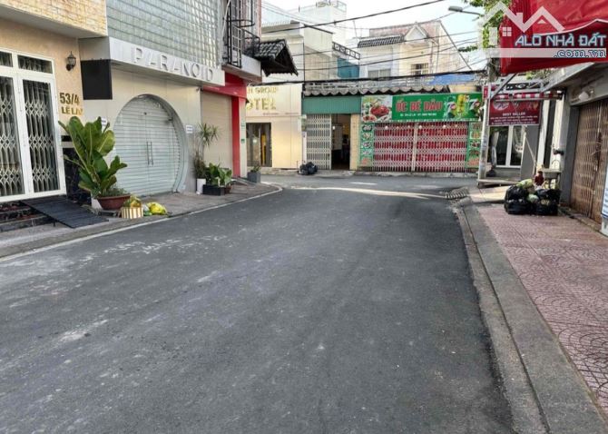 Nhà 2 lầu mặt tiền đắc địa trung tâm Cần Thơ - 2