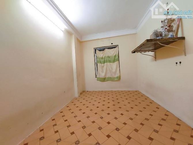 🏡 Bán nhà Đống Đa – 20m² – 5 tầng – 3 phòng ngủ – Ngõ thông – Giá chỉ 3,9 tỷ - 2