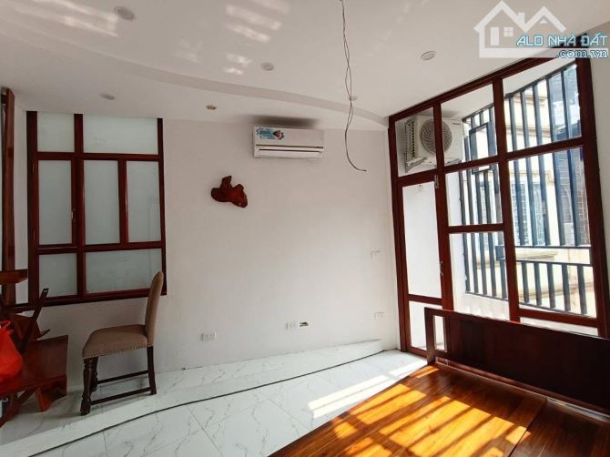 Chỉ 9.95 Tỷ Sở Hữu Nhà Khương Trung 47m2 x 4 tầng nội thất gỗ Lim, yên tĩnh đáng sống. - 2