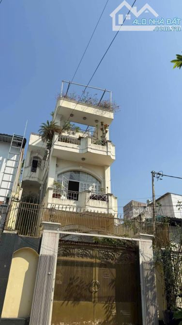 Tương lại mặt tiền bờ kênh.Bùi Đình Tuý 144 m2, 3 tầng, 6m x24 m, Phường 24 Bình Thạnh - 2