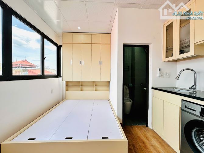 Bán dòng tiền Minh Khai 13 phòng. 56m. Đối diện Time city - 2
