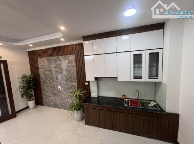 💥 GARA Ô TÔ – NHÀ 40M² x 6 TẦNG THANG MÁY – LÔ GÓC PHỐ NGUYỄN VĂN LINH – TẶNG NỘI THẤT – - 2