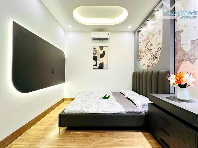 SIÊU PHẨM NHÀ PHỐ 4 TẦNG - CÓ THANG MÁY - FULL NỘI THẤT - 52M2 - CHỈ 8,1Ỷ - PHẠM VĂN CHIÊU - 2