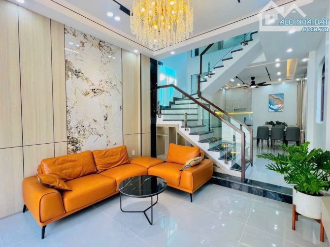 Bán Nhà Ngô Kim Húc (Vĩnh Tiến 2), Vĩnh Niệm, Lê Chân . Giá 4,7 tỷ - 4 tầng - 44m - 2