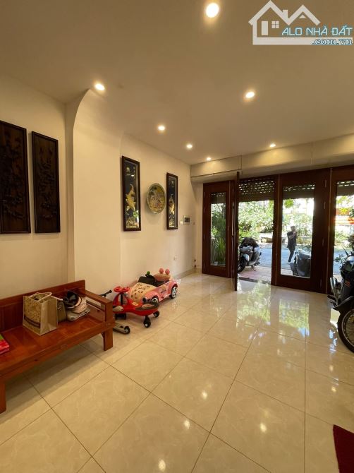 LIỀN KỀ 5 TẦNG THANG MÁY PHÂN LÔ VỈA HÈ KINH DOANH ĐỈNH NGÔ THÌ NHẬM LA KHÀ ĐÔNG 44m 18 TỶ - 3