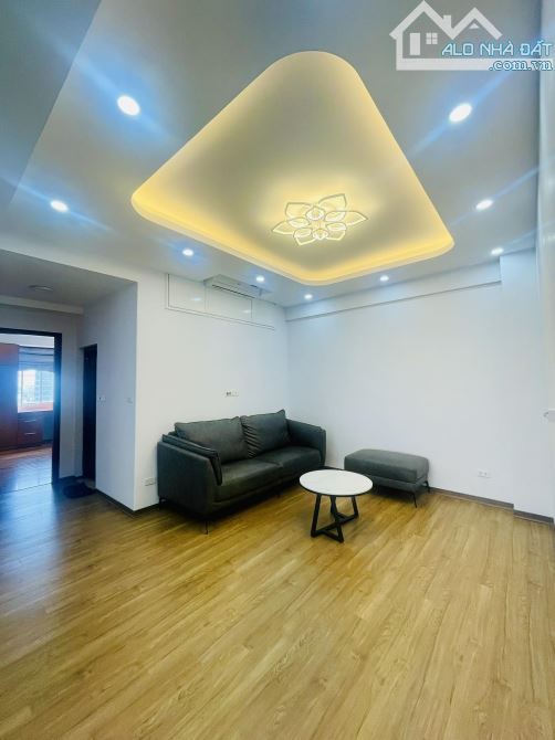 Bán chung cư N03 Trần Quý Kiên quận Cầu Giấy - Sổ đỏ 76m2 - Giá 6 tỷ - Sổ lâu dài. - 3