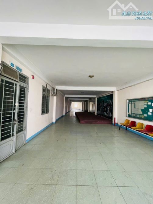 BÁN TRƯỜNG HỌC 5 TẦNG 5.000M2 NGAY PHAN VĂN HỚN- TRƯỜNG CHINH 60X80 CHỈ 220 T - 7