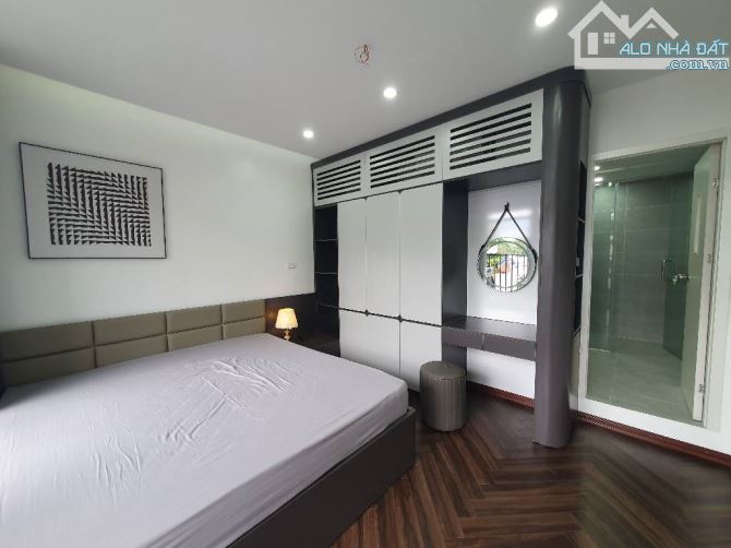 NHÀ VIP: VỊ TRÍ VÀNG – 2 MẶT THOÁNG 61M, 12 TỶ X - 3