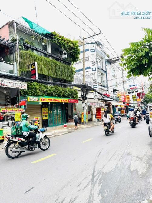 KHÔNG THỂ NÀO XỊN HƠN - HÀNG HIẾM TÔN ĐẢN ~70M2 ( NGANG 10 M DÀI 7 M ) BỀ NGANG SIÊU BỀ TH - 3