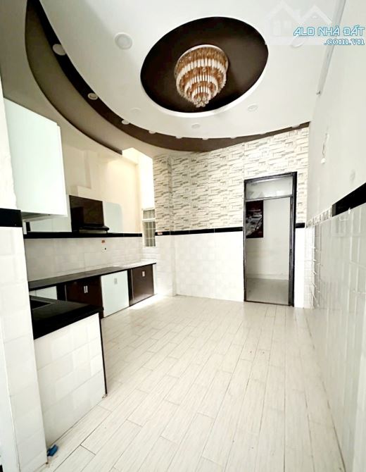 NHÀ MỚI 3 TẦNG - 60M² -  5 PHÒNG NGỦ, CÓ PN TRỆT. - 3