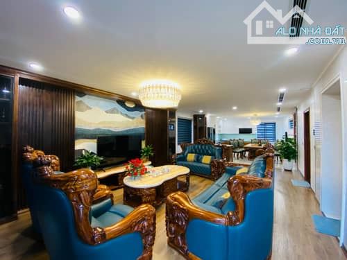 Nhà phố Lạc Long Quân, Q. Tây Hồ, 106m2 * 5T cực đẹp, full nội thất, KD, OTO TRÁNH - 3