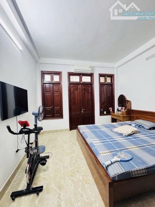 Hiếm ! Định Công Thượng, Hoàng Mai - Oto - Gần Phố - Full Nội Thất - 54M, 5 Tầng. - 3