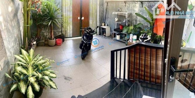 CHO THUÊ NHÀ 2 TẦNG NGUYỄN MẬU TÀI, GẦN CẦU HOÀ XUÂN  • Diện tích: 100m², sử dụng 187m² - 3