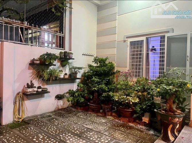 Bán nhà sân vườn hẻm oto Phú Đức 213m2 ngang 8m giá 9.5 tỷ - 3