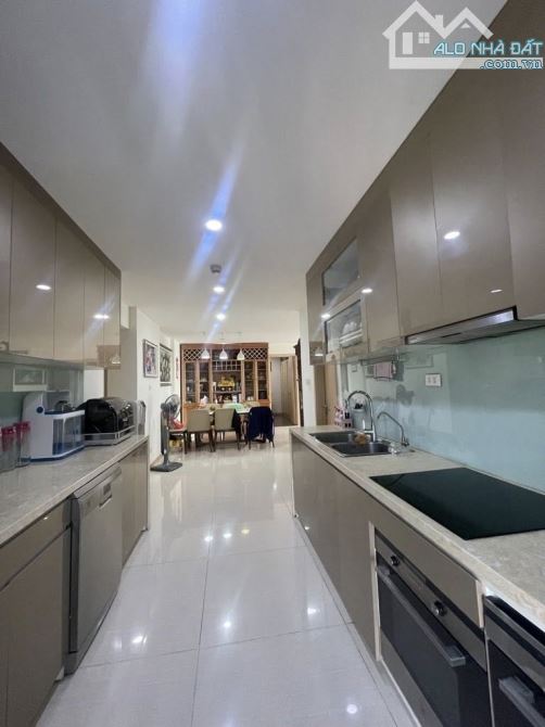 Giảm 300tr - bán căn góc 173m2 - 4PN- Thăng Long number one- full đồ- có sổ đỏ- nhỉnh 15tỷ - 3