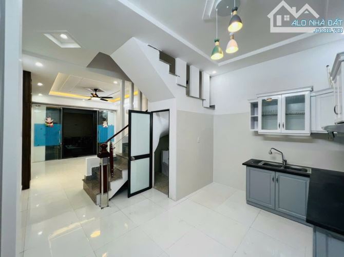 🔥 SIÊU HOT – BÁN NHÀ 3 TẦNG GẦN CHỢ LŨNG 🔥  📍 Vị trí: Chợ Lũng – khu dân cư đông đúc, g - 3