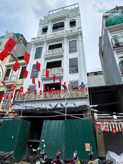 Siêu phẩm Đội Cấn - hiếm Vip Ba Đình - mặt tiền bề thế - vị trí cực đẹp -10 Tầng thông sàn - 3