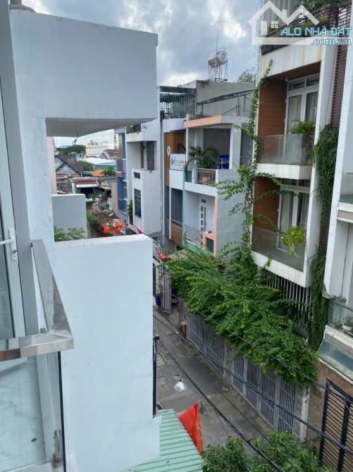 BÁN NHÀ 1 TRỆT 2 LẦU – HOÀNG HỮU NAM, THỦ ĐỨC - 3