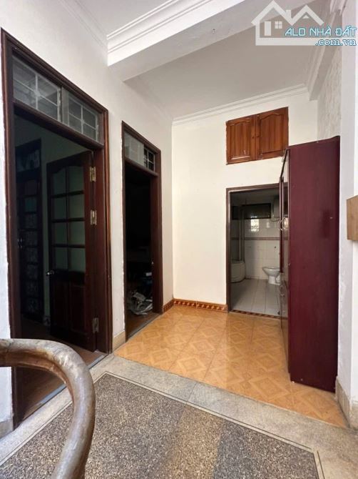 Bán nhà nguyễn khang cầu giấy ngõ ô tô tránh 55m2 nhỉnh 20 tỷ - 3