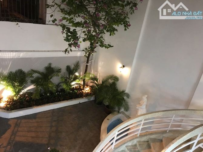BÁN BIỆT THỰ  NGUYỄN VĂN TRỖI – 8x28M – CN 209M2 – 1 TRỆT 1 LẦU ST – GIÁ 52 TỶ TL - 3