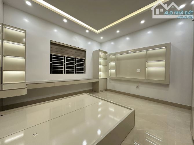 Nhà riêng đường Tây Tựu, Bắc Từ Liêm, 2,35 tỷ, 100m2, 3PN khách bếp, cho thuê 12tr - 3