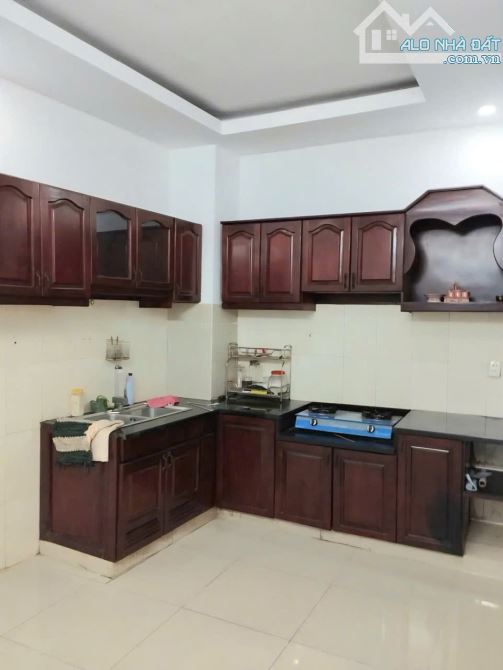 CHỦ ĐI ĐỊNH CƯ CẦN BÁN GẤP :  NHÀ GẦN SÂN BAY - XÂY Ở KIÊN CỐ  - KHU AN NINH CAO - GIÁ CỰC - 3